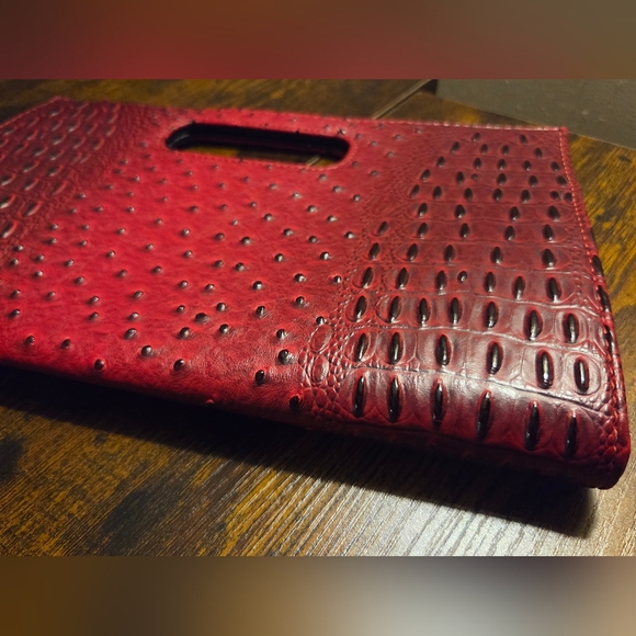 Red Leather | Ostrich Printed Clutch Unbranded 15 × 9